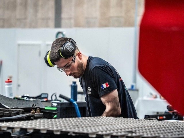 1760455088_1192025-euroskillsherning2025-truckandbustechnology-photo-emilywilson-worldskillseurope-16-copie.jpg