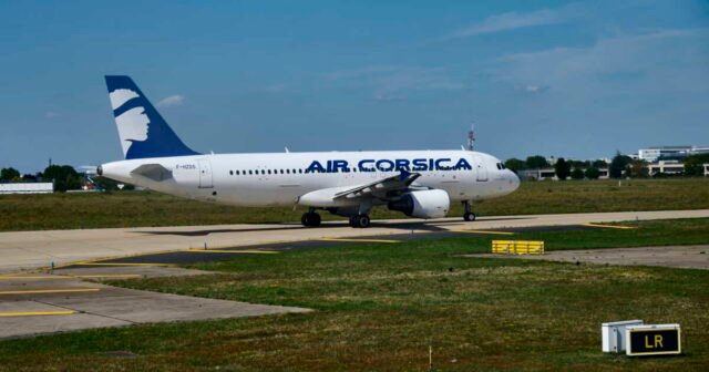 1760836009_une-premiere-en-europe-pour-relancer-le-tourisme-la-corse-va-acheter-des-billets-d-avion.jpg