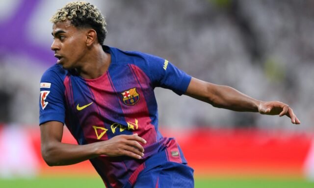1761635517_real-madrid-cf-v-fc-barcelona-laliga-ea-sports-19-1000x600.jpg