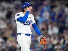 Shohei Ohtani mengalami malam yang buruk dalam debut dua arahnya di Seri Dunia