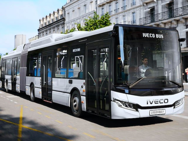 1761892676_0iveco-bus-urbanway-18m-cng.jpg