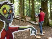 Hutan bersiap untuk petualangan Halloween. Arsip foto Lucienne Fahrlaender