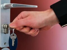 Akomodasi. Liburan musim dingin dimulai Sabtu ini, dengan penggusuran sewa mencapai rekor tertinggi