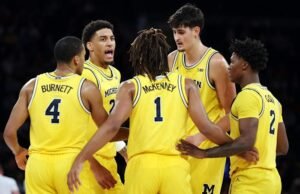Bola basket No. 7 Michigan mengibarkan spanduk Big Ten Tourny pada pertandingan pembukanya melawan Oakland