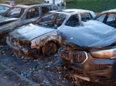 Jerman. Mobil seorang wakil dari partai sayap kanan AfD dibakar, serangan itu diklaim oleh para aktivis
