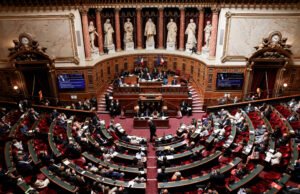 Pensiun: mengabaikan pembekuan pensiun, yang ditanggapi dengan tenang oleh mayoritas senator