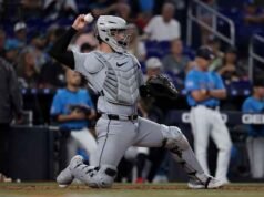 Dillon Dingler dari Tigers memenangkan Penghargaan Sarung Tangan Emas untuk pertahanan di belakang pelat