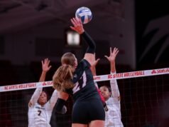 Paket ini dijadwalkan menjadi tuan rumah No. 7 Louisville dan Notre Dame