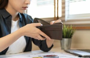 Cerukan bank: “Tidak akan ada perubahan mendasar dalam operasinya,” janji Federasi Perbankan Prancis (FBF)