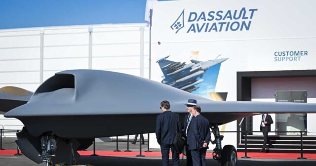 1764137379_airbus-et-dassault-aviation-quel-impact-en-bourse-si-l-avion-de-combat-du-futur-europeen-est-abandon.jpeg