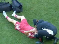 Bintang Wanita Liverpool dibawa ke rumah sakit karena cedera leher setelah pertandingan dihentikan | Sepak Bola | olahraga