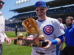 Ian Happ menang lagi dan Chicago Cubs mengklaim tiga penghargaan Sarung Tangan Emas teratas Liga Utama