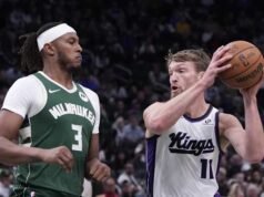 Center Bucks, Myles Turner, pertama kali dilihat di ruang ganti sekembalinya ke Indianapolis