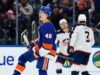 Matthew Schaefer dari Islanders menjadi pemain bertahan NHL termuda dengan permainan multi-gol
