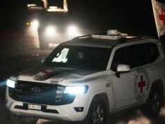 LANGSUNG, Gaza: Jenazah tiga sandera diserahkan Hamas ke Israel; jenderal Israel yang bertanggung jawab atas para sandera meninggalkan posisinya Berita terbaru dari Haiti: politik, keamanan, ekonomi, budaya.