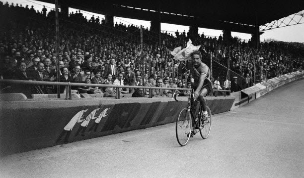 Charles Coste memenangkan Grand Prix des Nations pada tahun 1949, pencapaian karir terbesarnya di Olimpiade 1948. Foto arsip AFP