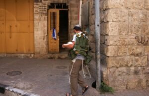 Tepi Barat yang diduduki: di Hebron, koloni Israel baru di kota tersebut