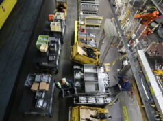 dua karyawan Stellantis ditangkap