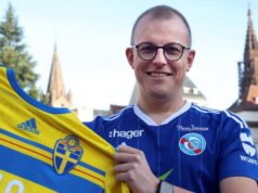 Liga Konferensi. Arnaud Janus, pendukung Racing Club de Strasbourg dan… sepak bola Skandinavia