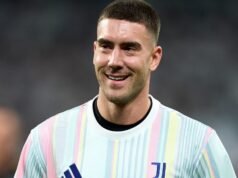 Perubahan rencana karena pemain incaran Barcelona “sangat senang bertahan di klubnya saat ini,” ungkap sang pelatih