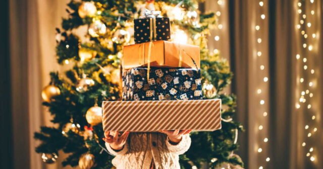1765463446_6-francais-sur-10-paieront-encore-une-partie-de-leurs-cadeaux-de-noel-en-mars-ou-avril-2026.jpg