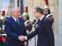 sebuah survei mengungkapkan kekhawatiran orang Prancis