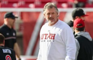 Michigan Football mempekerjakan pelatih kepala lama Utah Kyle Whittingham untuk menggantikan Sherrone Moore