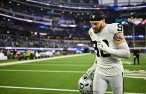 The Raiders menempatkan Maxx Crosby di cadangan cedera, mengakhiri musimnya