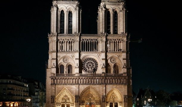 Notre-Dame de Paris mencatatkan rekor jumlah pengunjung pada tahun 2025. Foto Sipa / Gaspard Lamouret