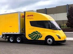 DHL menerima Tesla Semi-listrik pertamanya