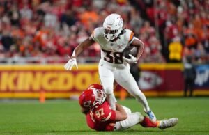 Umpan touchdown Nix yang terlambat dan dukungan dari pertahanan Broncos melengkapi kemenangan 20-13 atas Chiefs