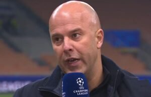 Arne Slot menawarkan Mo Salah kesempatan untuk menyelamatkan karir Liverpool saat Virgil van Dijk bereaksi | Sepak Bola | olahraga