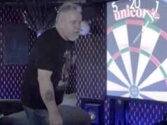 Di Dalam Rumah Luar Biasa Peter Wright Dengan Gua Manusia Bergaya Pub | Lainnya | olahraga