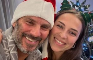 Ikon Liverpool kini terlihat tidak bisa dikenali dengan janggut lebat dan tato | Sepak Bola | olahraga