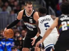 Nikola Jokic memecahkan rekor Steph Curry dengan 18 poin PL dan Nuggets mencetak rekor dengan 27 poin PL