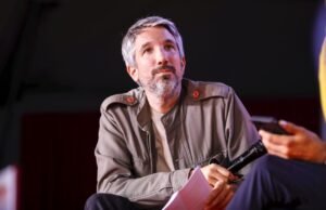 Perselingkuhan Guillaume Meurice: lebih dari sekadar pemecatannya, kebebasan berekspresi adalah inti dari persidangannya di pengadilan perburuhan