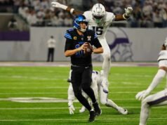 Viking menyingkirkan Lions dengan kemenangan dominan pertahanan 23-10 dengan 6 turnover dan 5 karung