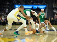 Center Dallas Anthony Davis meninggalkan tim karena cedera pangkal paha