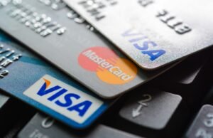 Mengapa transfer bank hanya berfungsi pada hari Senin dan lagi pada Hari Tahun Baru