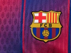 Barcelona dan Real Madrid termasuk di antara klub yang mengincar bek jangkung berusia 18 tahun itu – lapor