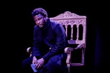 Gédéon Ekay di foto Konservatori Christophe Raynaud de Lage