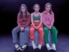 Kulit orang lain oleh Cie Acrobatica Machina