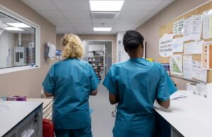 Kesehatan. “Revolusi dalam Sistem Pelayanan Kesehatan Kita”: Memperluas Misi Profesi Keperawatan