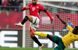 Tim Mesir pertama Salah yang memastikan tempatnya di babak 16 besar, menghalangi Maroko