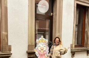 sebuah “lembaga kecantikan” yang didedikasikan untuk anak-anak