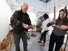 Vosges. Penduduk hutan menjajah Épinal untuk Pertemuan Beku terakhir