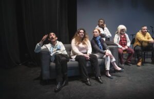 “Di tempat lain kita dipandang sebagai pengecualian, bukan sebagai aktor”: di Teater Eurydice, sebuah panggung untuk seniman penyandang disabilitas