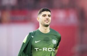 Barcelona mengincar dua talenta muda Bundesliga saat pencarian mereka untuk memperkuat pertahanan semakin intensif