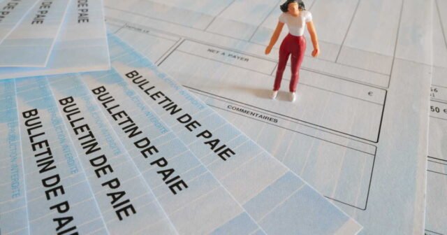 1769107959_pourquoi-vous-avez-interet-a-regarder-votre-feuille-de-paie-de-janvier.jpg