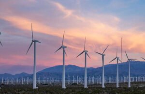 Untuk pertama kalinya, energi angin dan matahari menghasilkan lebih banyak listrik dibandingkan energi fosil di Eropa